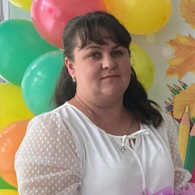 Неля Анатоліївнв МАТЛАК - вчителька початкових класів